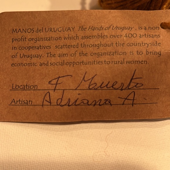 Manos Silk Blend Yarn 🧶 color 300X - Picture 3 of 4